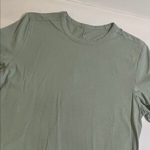 On Cloud On T T-shirt Size XL Sage Green